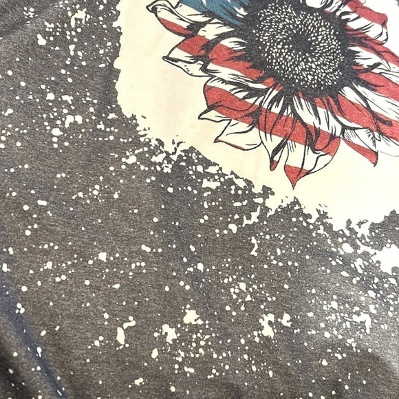 Sunflower American Flag Loose Tank - Picture 6 of 6